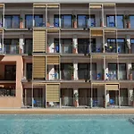 Kora Lluna 3* Valencia