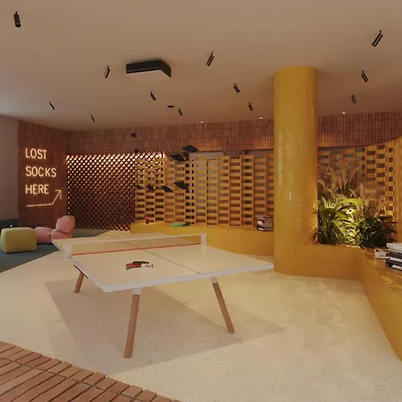 Kora Lluna Valensiya