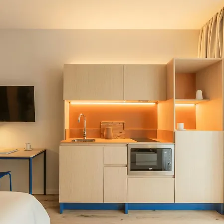 Kora Lluna Hotel